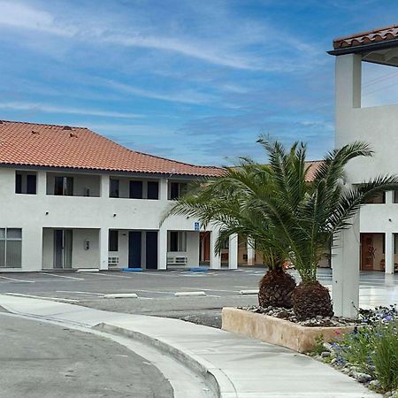Days Inn By Wyndham Ridgecrest Near China Lake Naval Station Extérieur photo